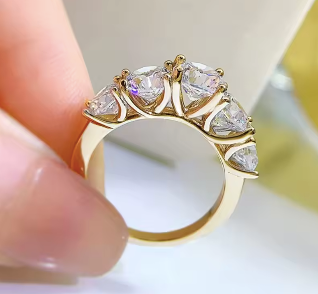 Luna Crown Ring – 5-Stone Lab-Grown Diamond Band