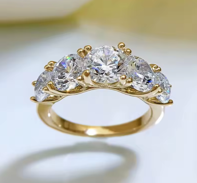 Luna Crown Ring – 5-Stone Lab-Grown Diamond Band
